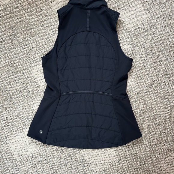 Lululemon down for it all vest - Picture 2 of 4